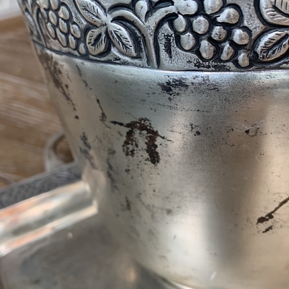 Pottery Barn silver 2 pc LOT SET grape/leaf serving tray and ice bucket GUC - Picture 12 of 15